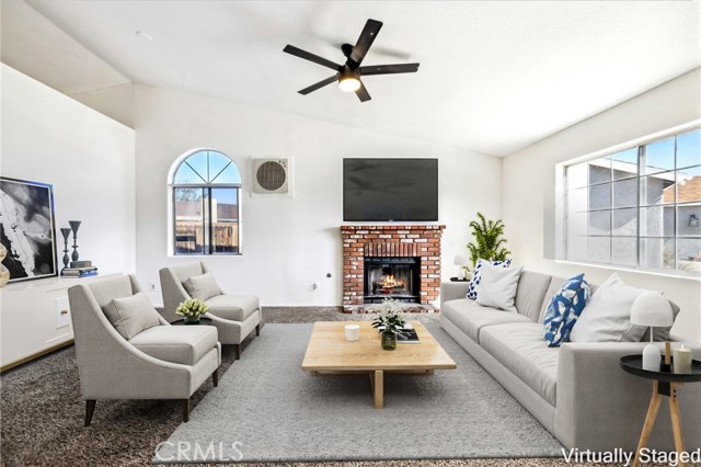 3112 Echo Drive, Rosamond CA: https://media.crmls.org/medias/f08c9f50-3855-40d6-bfdb-a41aa9fdccfc.jpg