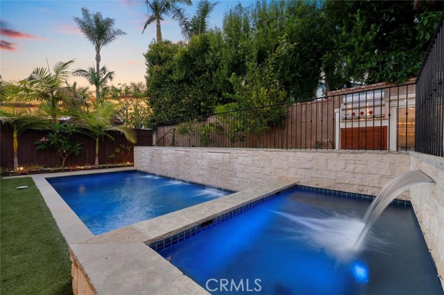 1757 8th Street, Manhattan Beach CA: https://media.crmls.org/medias/f08e0ad3-5f74-41fa-8e0d-068288224f83.jpg