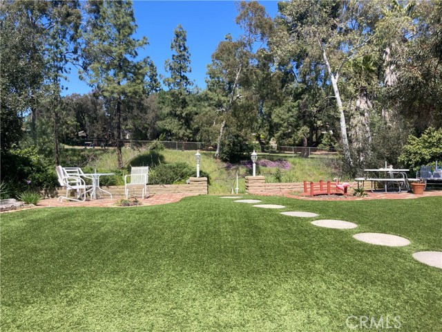 Detail Gallery Image 7 of 36 For 16747 Armstead St, Granada Hills,  CA 91344 - 4 Beds | 2 Baths