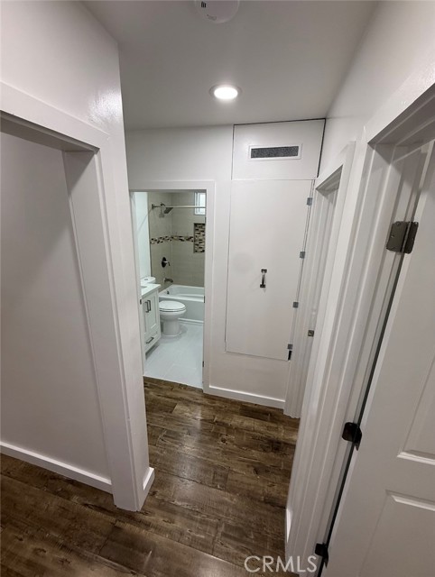 Detail Gallery Image 30 of 33 For 317 W 76th #1,  Los Angeles,  CA 90003 - 2 Beds | 1 Baths