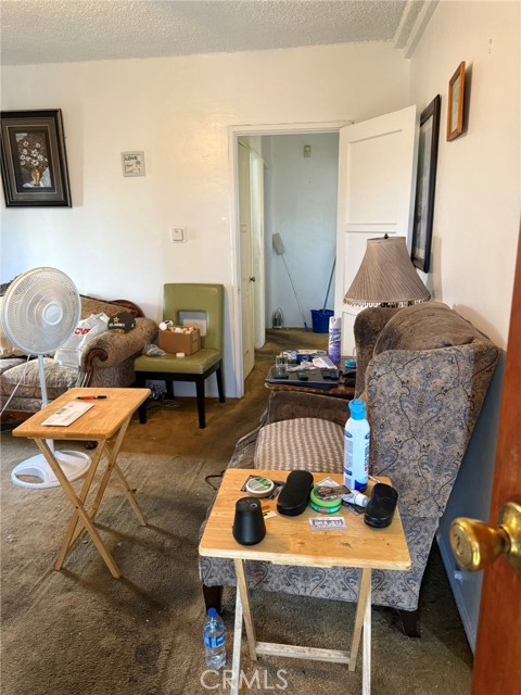 1229 E 89th Street, Los Angeles CA: https://media.crmls.org/medias/f08f9ed1-eeb0-4108-9e69-690db79e2a3b.jpg