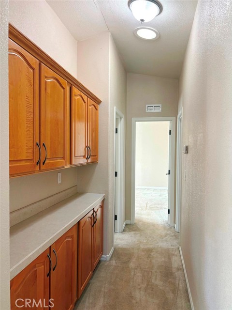 Detail Gallery Image 6 of 10 For 14851 Jeffrey Rd #38,  Irvine,  CA 92618 - 3 Beds | 2 Baths