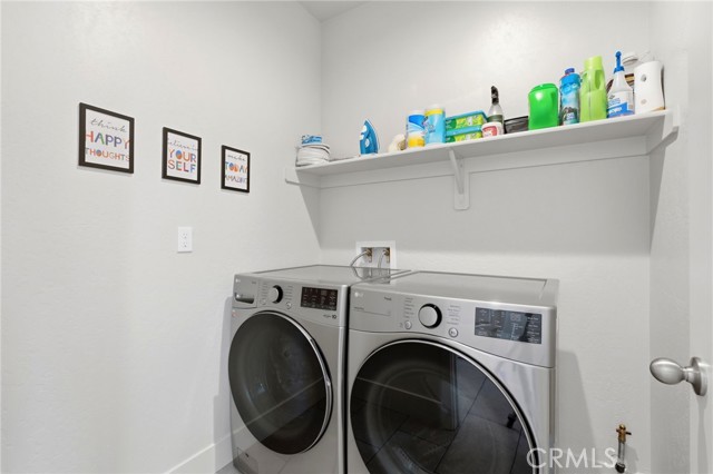 Detail Gallery Image 17 of 67 For 3432 W Good, Visalia,  CA 93277 - 3 Beds | 2/1 Baths