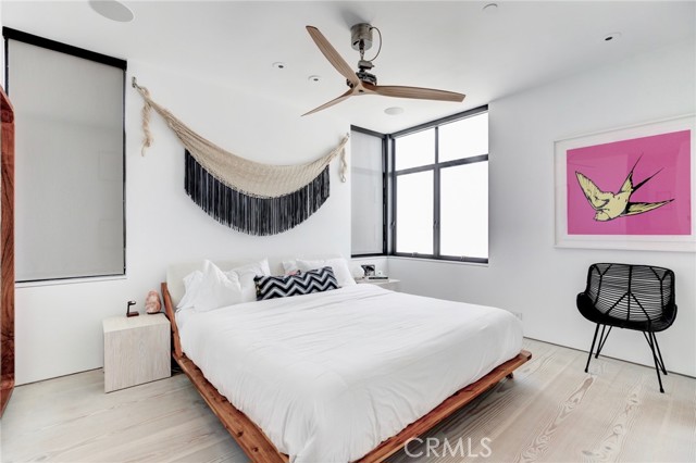 124 21st Place, Manhattan Beach, California 90266, 3 Bedrooms Bedrooms, ,4 BathroomsBathrooms,Residential,Sold,21st,SB21199939