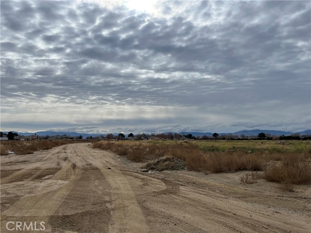 2500 E Ave J-8, Lancaster, California 93535, ,Land,For Sale,2500 E Ave J-8,CRAR23229124