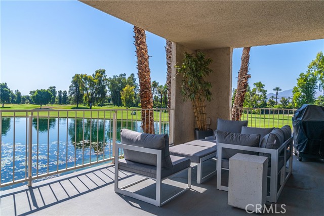 Detail Gallery Image 28 of 42 For 900 Island Dr #213,  Rancho Mirage,  CA 92270 - 2 Beds | 2 Baths