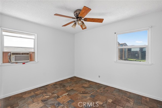 Detail Gallery Image 12 of 34 For 23819 Pennsylvania Ave., Torrance,  CA 90501 - 3 Beds | 1 Baths