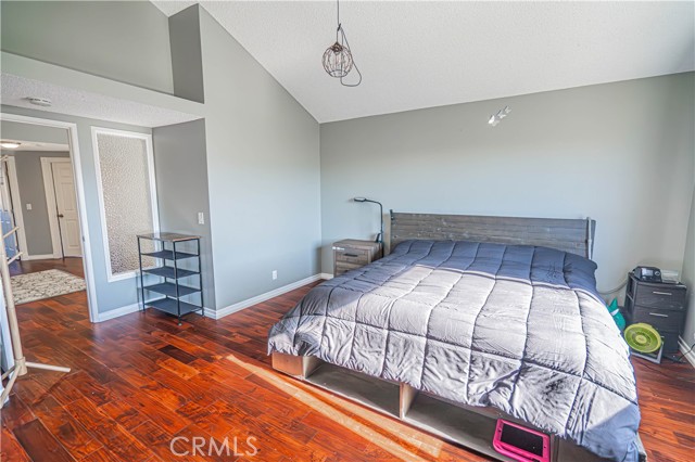 Detail Gallery Image 23 of 48 For 28076 Wildwind Dr, Canyon Country,  CA 91351 - 4 Beds | 3 Baths