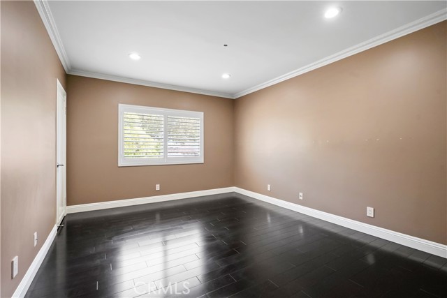 Detail Gallery Image 41 of 59 For 1025 E San Jose Ave, Burbank,  CA 91501 - 6 Beds | 6 Baths