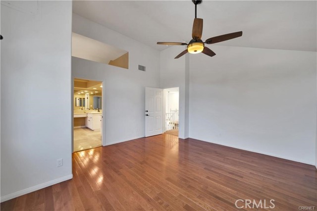 3955 Poppyseed Place, Calabasas CA: https://media.crmls.org/medias/f092f3f3-9a8b-4117-9ef9-ae4141af6721.jpg
