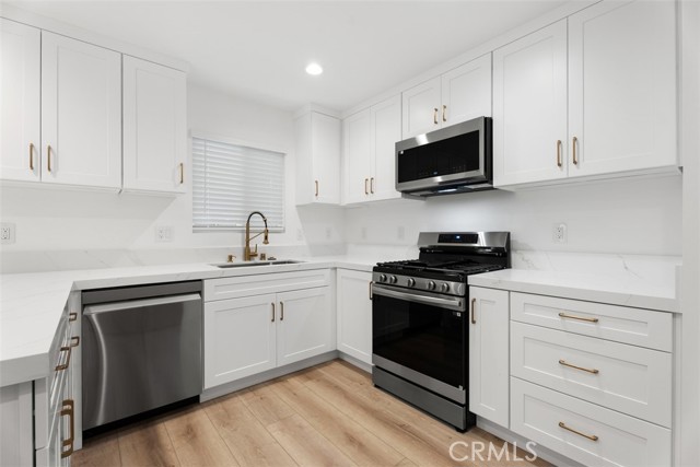 Detail Gallery Image 9 of 26 For 9253 Parliament Ave, Westminster,  CA 92683 - 2 Beds | 2 Baths