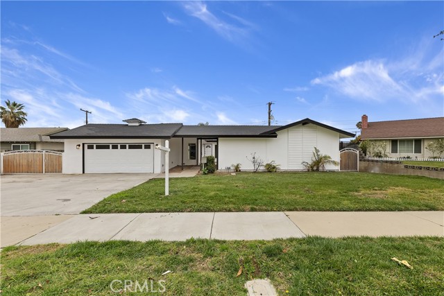 2816 S Tamarask Rd, Ontario, CA 91761