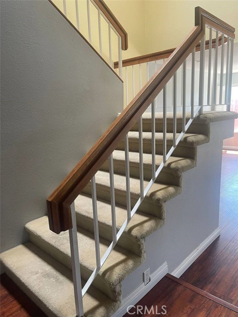 22142 Summit Hill Drive, Lake Forest CA: https://media.crmls.org/medias/f0957a34-f373-428d-bcef-f3a46581611c.jpg
