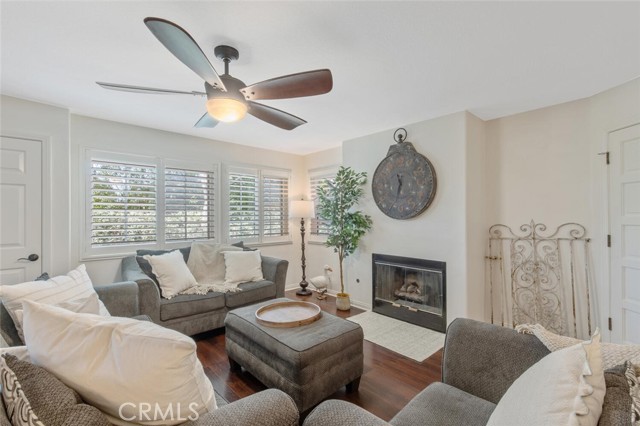502 Charles Street, Moorpark CA: https://media.crmls.org/medias/f0959957-3147-4656-b396-68ff9b854156.jpg