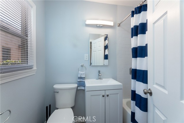 Detail Gallery Image 19 of 28 For 733 Daisy Ave, Long Beach,  CA 90813 - – Beds | – Baths