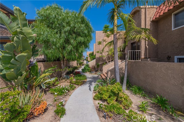 Detail Gallery Image 7 of 30 For 2244 Molino Ave, Signal Hill,  CA 90755 - 2 Beds | 1 Baths