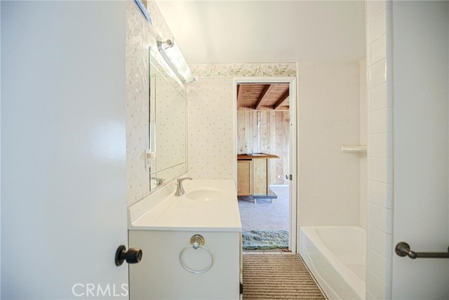 Detail Gallery Image 31 of 40 For 1328 W 214th St, Torrance,  CA 90501 - 4 Beds | 2 Baths