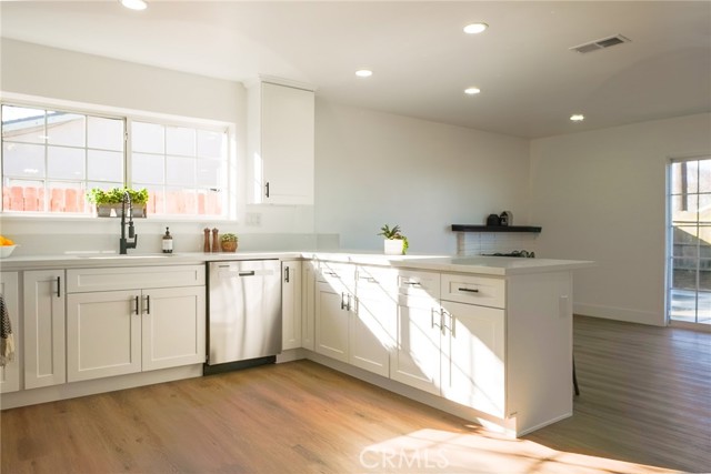 Detail Gallery Image 6 of 28 For 3311 Willowood, Santa Maria,  CA 93455 - 3 Beds | 2 Baths