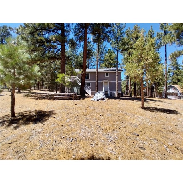 Detail Gallery Image 2 of 23 For 1140 Mitchell Ln, Big Bear City,  CA 92314 - 2 Beds | 2 Baths