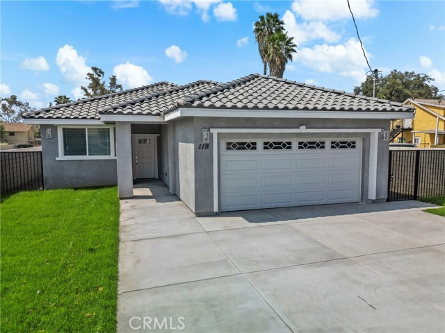 119 E 9th Street, San Bernardino CA: https://media.crmls.org/medias/f0987e92-6023-4ff2-bd18-010c292ca5eb.jpg
