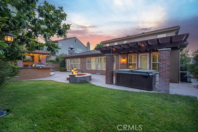 26052 Shadow Rock Lane, Valencia CA: https://media.crmls.org/medias/f098f3f3-51eb-4021-ab52-bc7f2b81421f.jpg