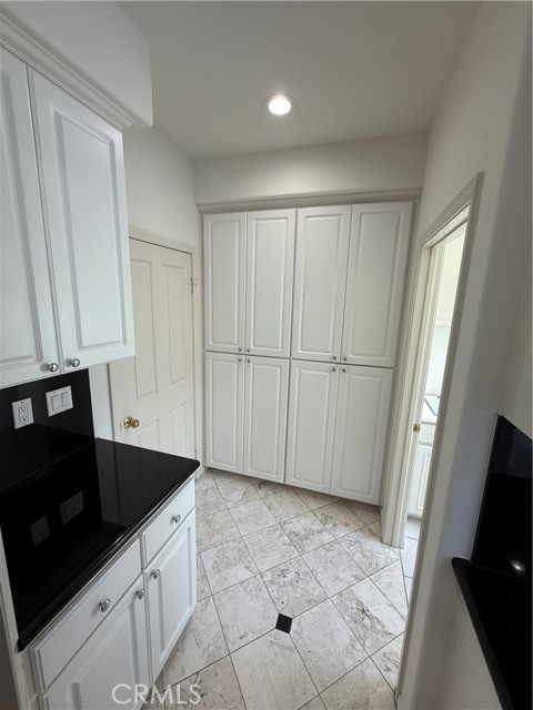 Detail Gallery Image 4 of 24 For 6 Ponte, Irvine,  CA 92606 - 5 Beds | 3/1 Baths