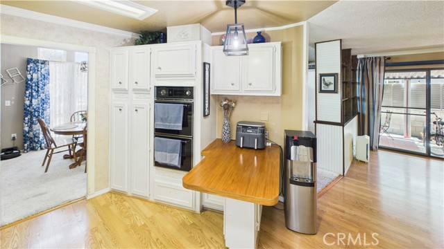 Detail Gallery Image 4 of 9 For 1417 Village St, Redlands,  CA 92374 - 2 Beds | 2 Baths
