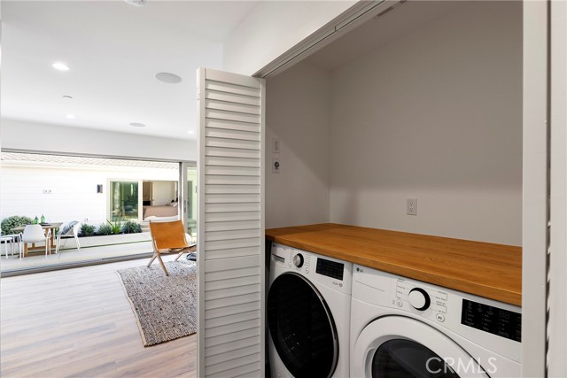 Detail Gallery Image 33 of 37 For 212 E 19th St, Costa Mesa,  CA 92627 - 5 Beds | 4 Baths