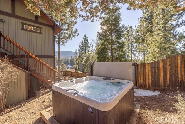 Detail Gallery Image 23 of 32 For 42788 Monterey, Big Bear Lake,  CA 92315 - 2 Beds | 1/1 Baths