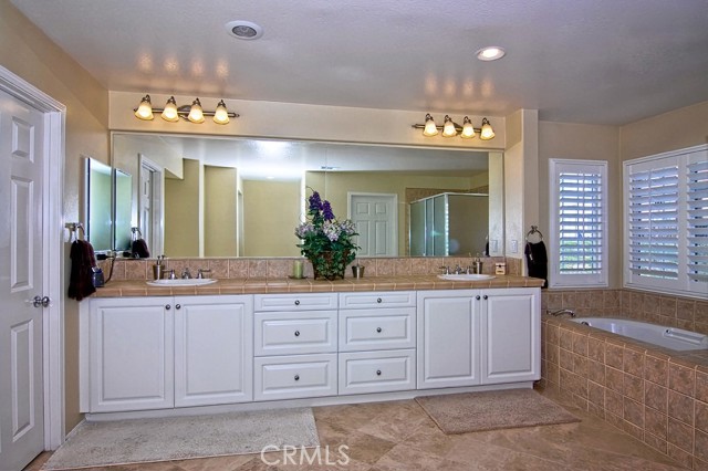 Detail Gallery Image 26 of 38 For 45290 Willowick St, Temecula,  CA 92592 - 4 Beds | 4 Baths