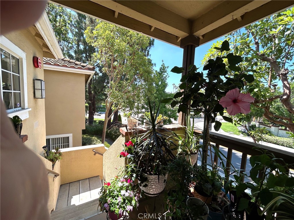 MLS #OC25165777 image #2