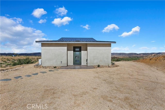 Detail Gallery Image 18 of 37 For 3208 Ox Yoke, Pioneertown,  CA 92268 - 2 Beds | 2 Baths