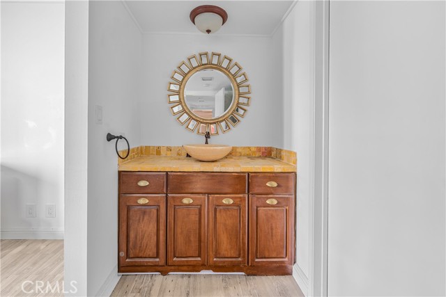 10535 Wilshire Boulevard, Los Angeles CA: https://media.crmls.org/medias/f09bb211-bd5b-4bf3-8ecd-0af2913dd86f.jpg