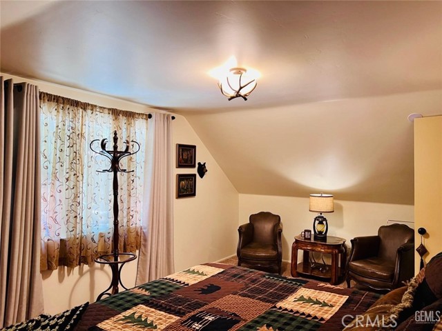 Detail Gallery Image 22 of 26 For 10700 Pine Dr, Wofford Heights,  CA 93285 - 4 Beds | 1 Baths