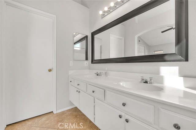 Detail Gallery Image 44 of 68 For 15151 Desert Oak, Victorville,  CA 92394 - 4 Beds | 2 Baths