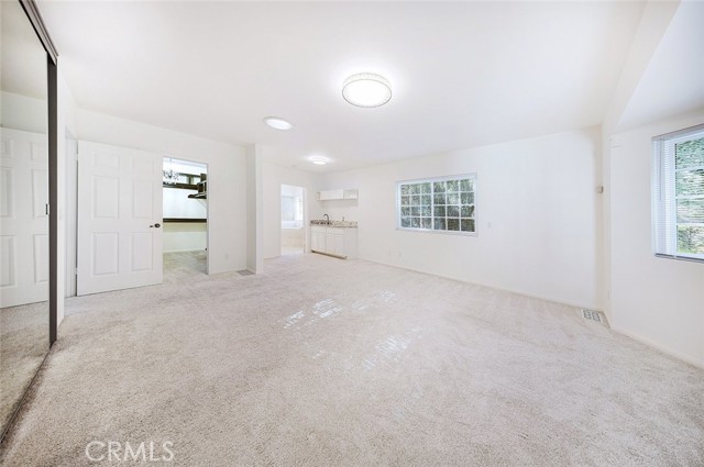 Detail Gallery Image 24 of 49 For 2255 E Chevy Chase Dr, Glendale,  CA 91206 - 4 Beds | 3 Baths