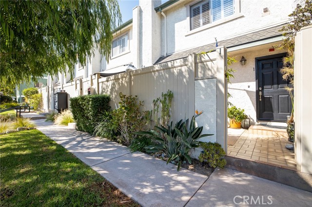 1921 Carnegie Lane, Redondo Beach, California 90278, 2 Bedrooms Bedrooms, ,2 BathroomsBathrooms,Residential,Sold,Carnegie,SB21208044