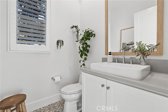 Detail Gallery Image 18 of 73 For 103 Vigna, Irvine,  CA 92602 - 5 Beds | 4/1 Baths