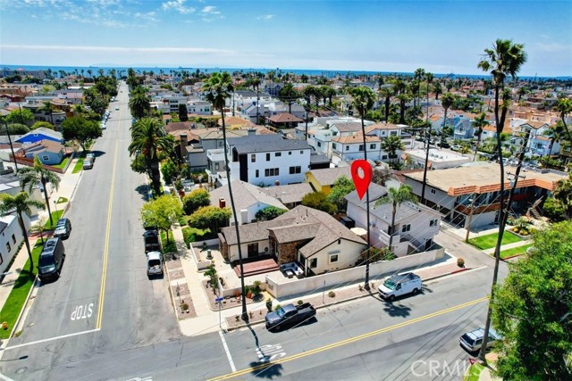 627 7th Street, Huntington Beach CA: https://media.crmls.org/medias/f09f9eac-cd60-4048-a74d-36fa634014c0.jpg
