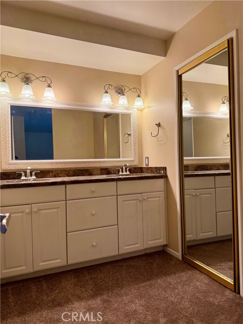 22915 Hazelwood, Lake Forest CA: https://media.crmls.org/medias/f0a005e9-2e83-4b40-b4ce-8ec79bac6ecc.jpg
