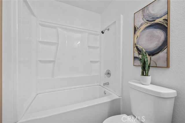 Detail Gallery Image 11 of 25 For 347 N Eucalyptus #24,  Rialto,  CA 92376 - 3 Beds | 2/1 Baths