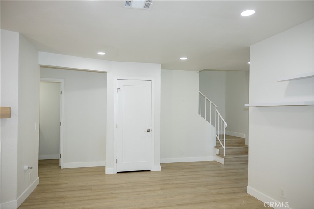 MLS #IV25233144 image #7