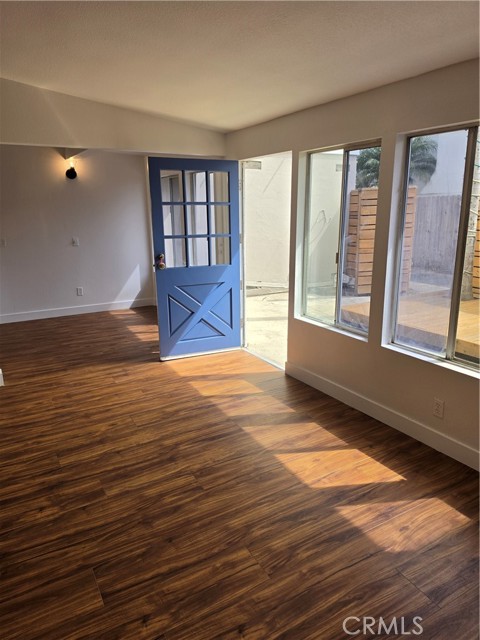 Detail Gallery Image 6 of 23 For 1787 Orange, Costa Mesa,  CA 92627 - 1 Beds | 1 Baths