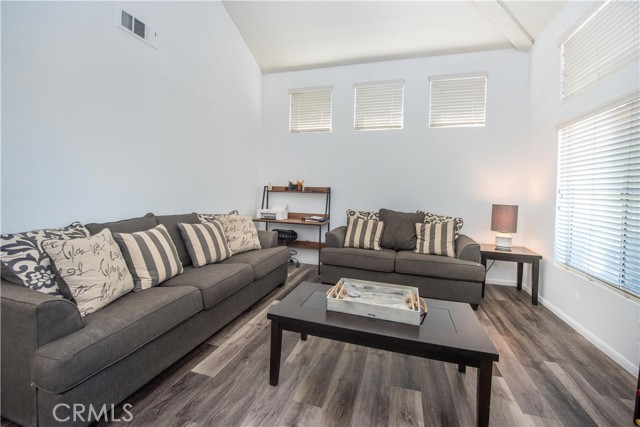 Detail Gallery Image 4 of 27 For 2290 Indigo Hills Dr #6,  Corona,  CA 92879 - 2 Beds | 2 Baths