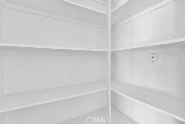 13104 Glen Court, Chino Hills CA: https://media.crmls.org/medias/f0a19f0a-041e-45e2-a0bf-162790995154.jpg