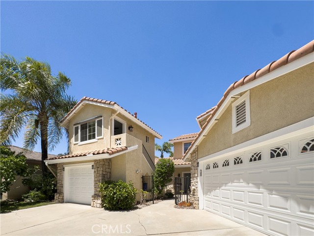 Detail Gallery Image 2 of 48 For 1035 Summerplace Ct, Corona,  CA 92881 - 5 Beds | 4 Baths