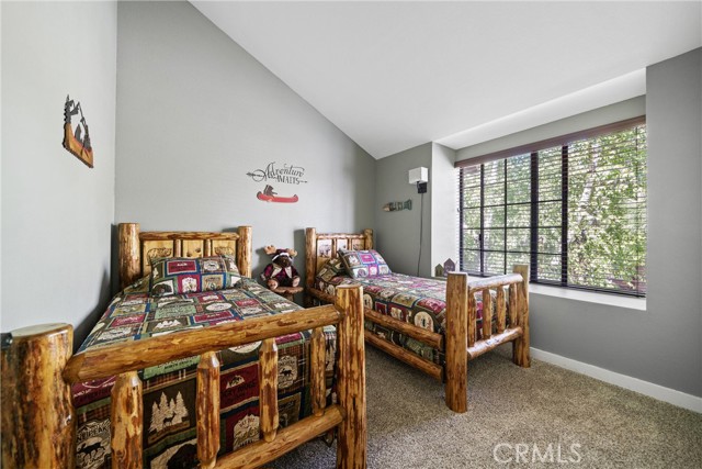 Detail Gallery Image 18 of 39 For 767 Cienega Rd #B,  Big Bear Lake,  CA 92315 - 3 Beds | 2 Baths