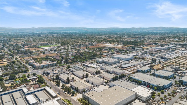 620 S Magnolia Avenue, Ontario CA: https://media.crmls.org/medias/f0a2c897-e7e1-483d-8cea-17d29f9a0817.jpg