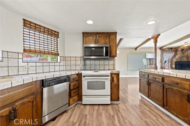 Detail Gallery Image 12 of 55 For 6342 Woodman Dr, Oroville,  CA 95966 - 2 Beds | 2/1 Baths