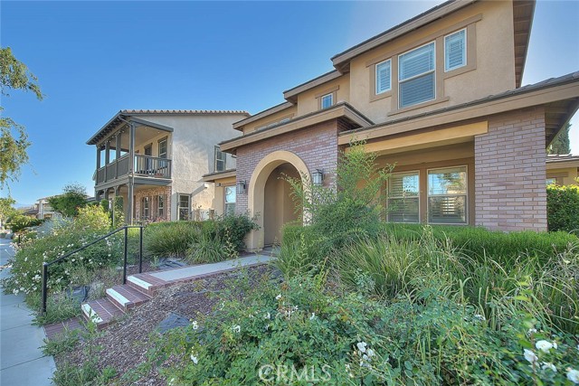 14180 Mountain Avenue, Chino CA: https://media.crmls.org/medias/f0a3c676-f902-43e6-a647-b14301b9cf19.jpg